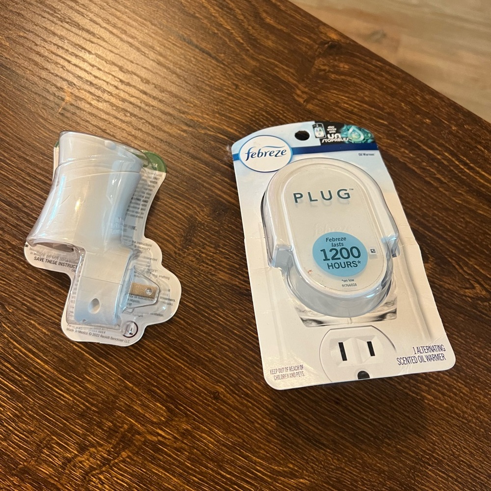 New Febreze Plug-In Air Freshener - White